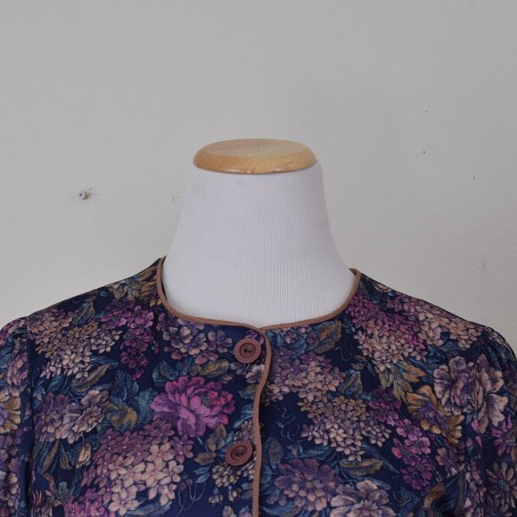 Vintage 80s Polyester Whirlaway Button-up Blouse size 6P - Picture 7 of 11